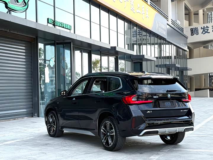 Фото 5 - BMW X1