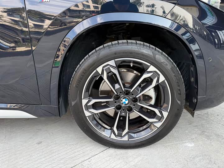 Фото 9 - BMW X1