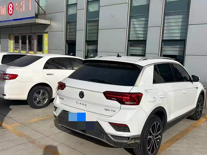 Фото 5 - Volkswagen T-Roc