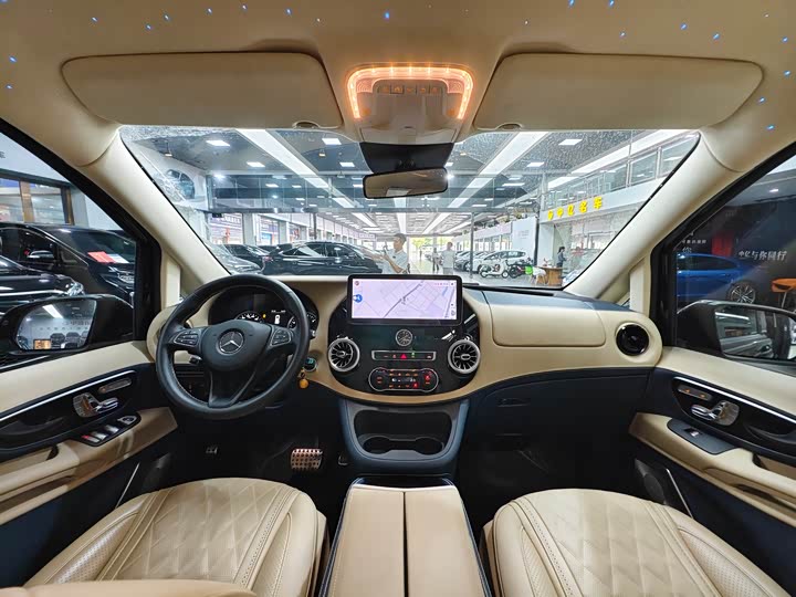 Фото 4 - Mercedes-Benz Vito