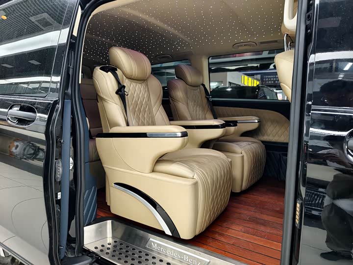 Фото 7 - Mercedes-Benz Vito