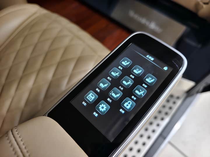 Фото 9 - Mercedes-Benz Vito