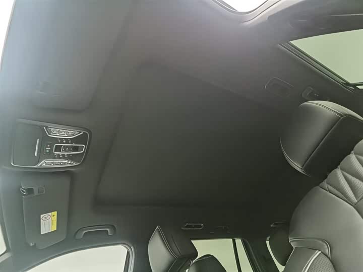 Фото 14 - GAC Trumpchi GS8