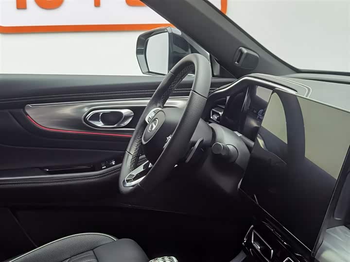 Фото 22 - GAC Trumpchi GS8