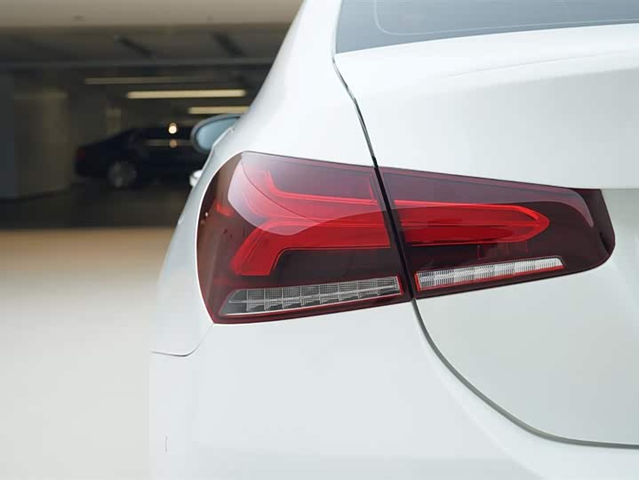 Фото 15 - Mercedes-Benz A-Class