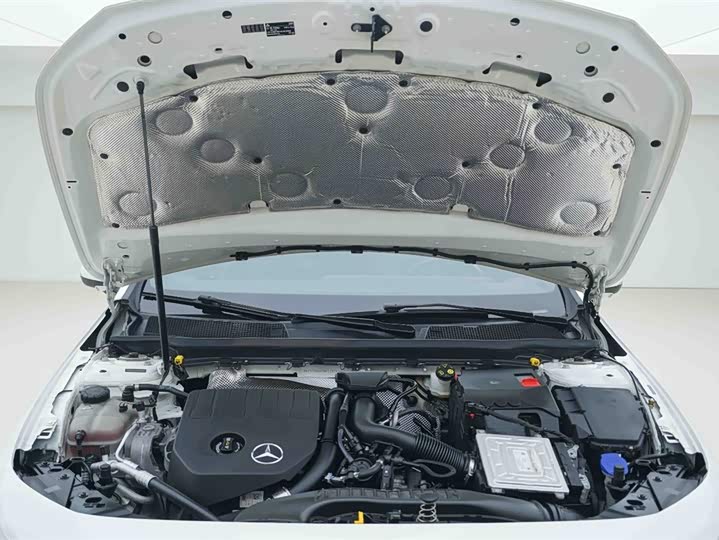 Фото 7 - Mercedes-Benz A-Class