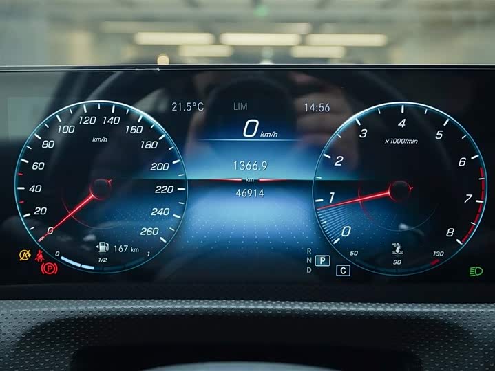 Фото 8 - Mercedes-Benz A-Class