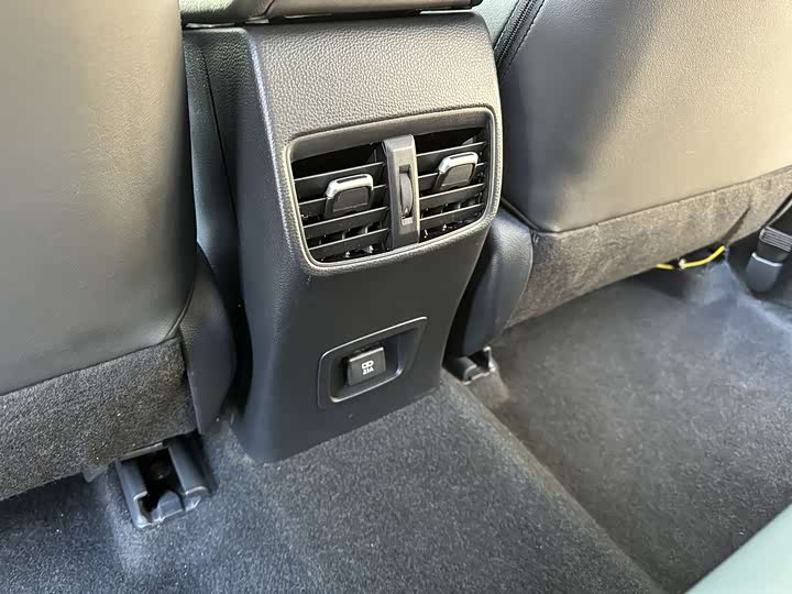 Фото 12 - Toyota Levin