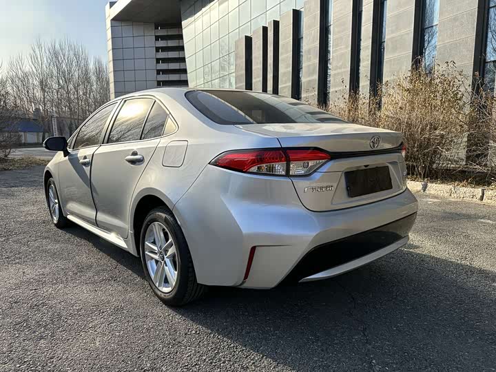 Фото 16 - Toyota Levin