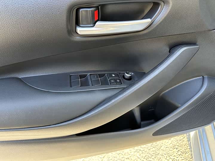 Фото 5 - Toyota Levin