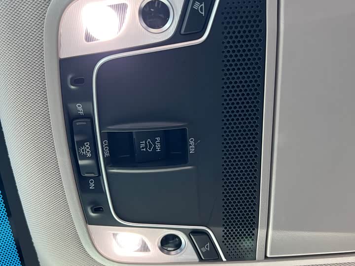 Фото 22 - Honda Accord