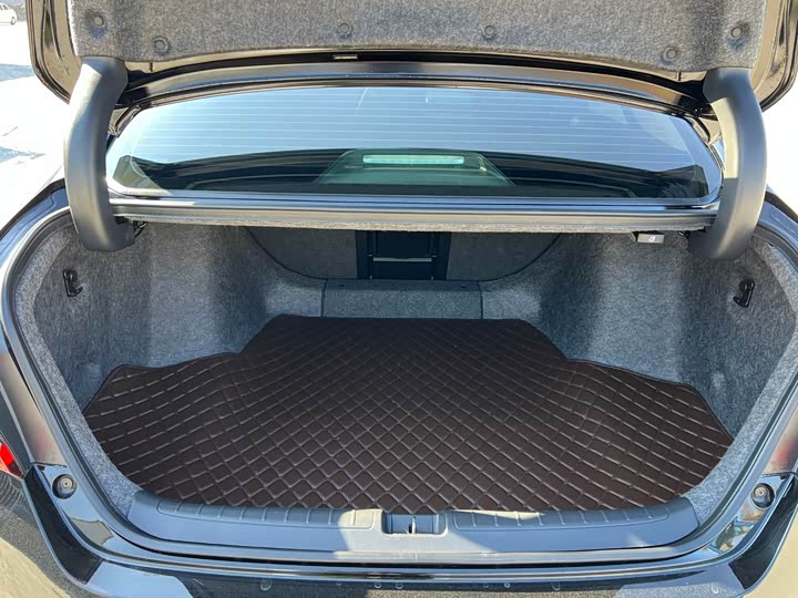 Фото 25 - Honda Accord