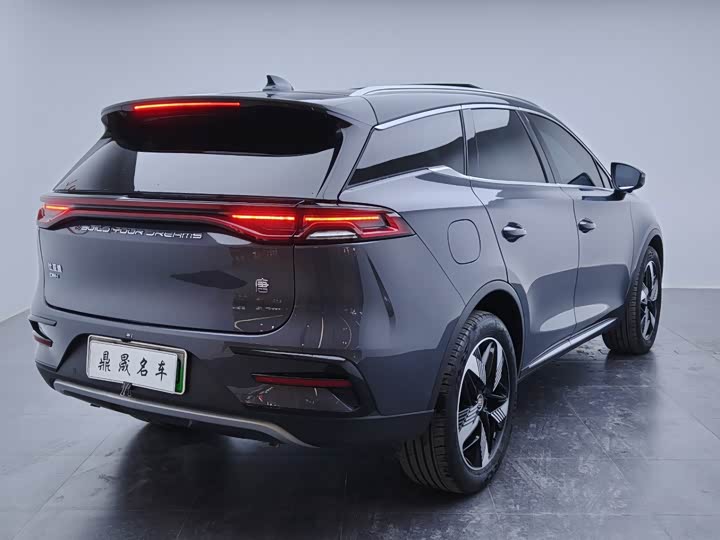 Фото 10 - BYD Tang Hybrid/EV