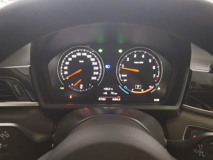 Фото 12 - BMW X1