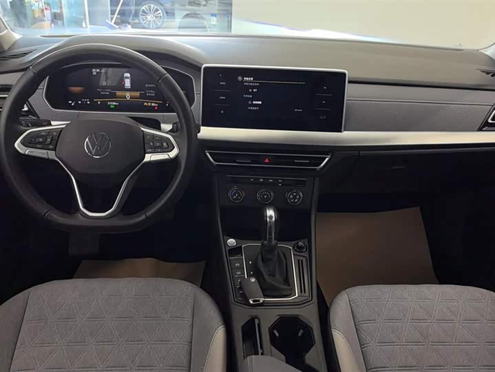 Фото 12 - Volkswagen Lavida