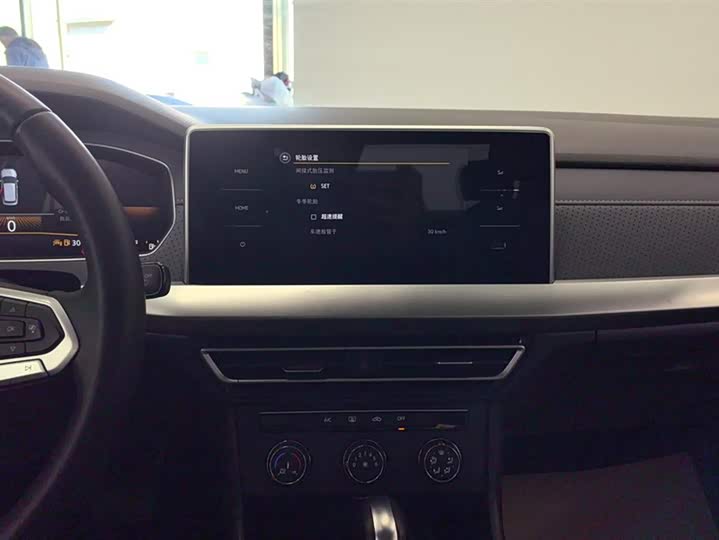 Фото 13 - Volkswagen Lavida