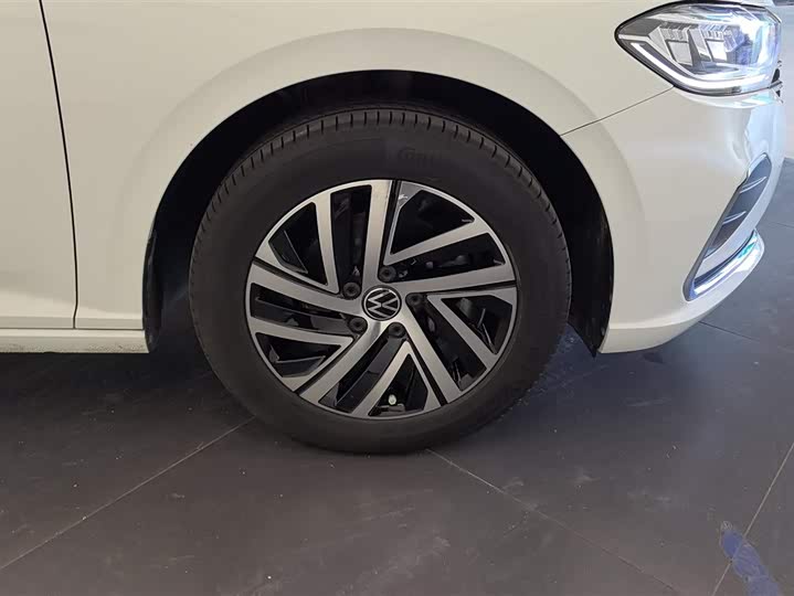 Фото 6 - Volkswagen Lavida