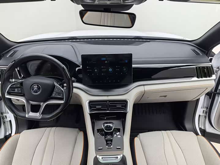 Фото 14 - BYD Song Plus Hybrid/EV