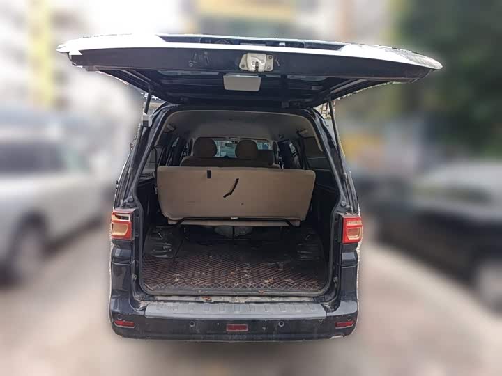 Фото 10 - Dongfeng Forthing Lingzhi M5