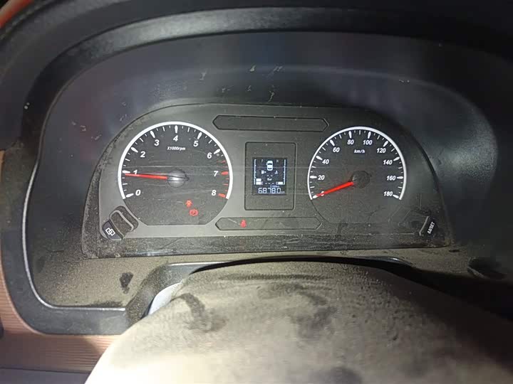 Фото 4 - Dongfeng Forthing Lingzhi M5