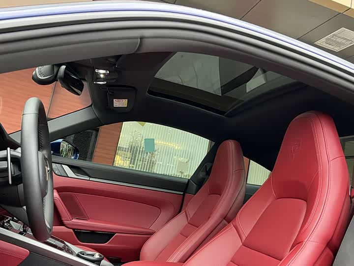 Фото 10 - Porsche 911