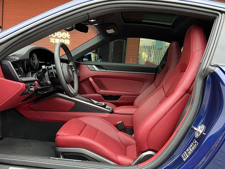 Фото 5 - Porsche 911