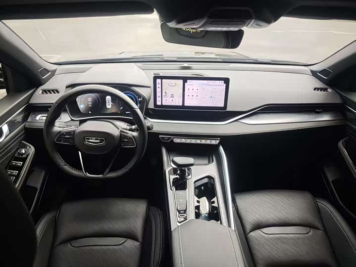 Фото 16 - Geely Preface