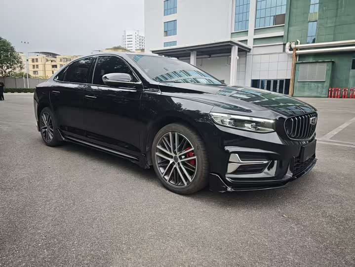 Фото 3 - Geely Preface