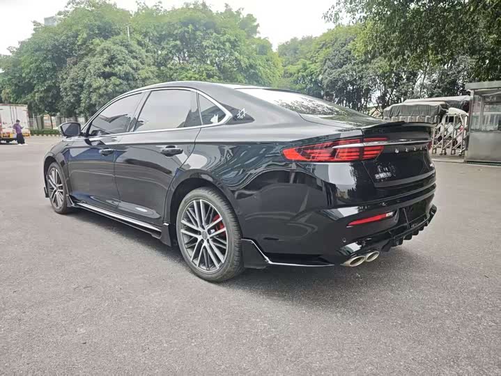 Фото 7 - Geely Preface