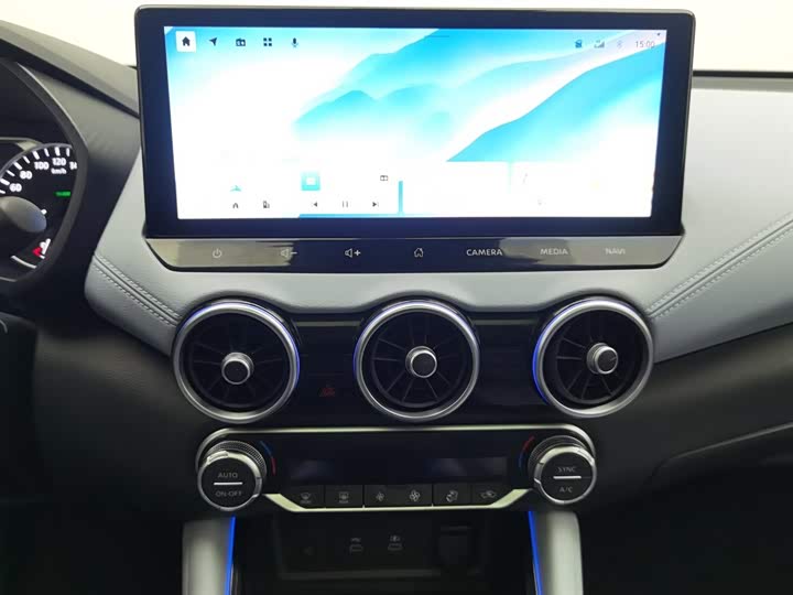 Фото 12 - Nissan Sylphy