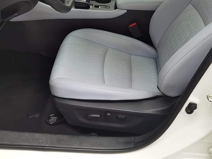 Фото 20 - Nissan Sylphy