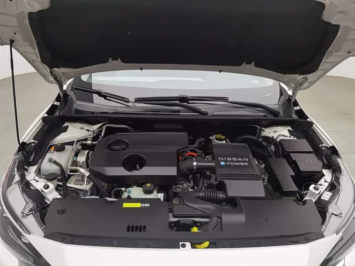 Фото 6 - Nissan Sylphy