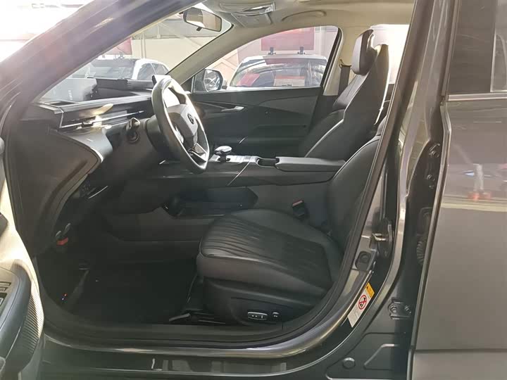 Фото 15 - Changan Eado Plus