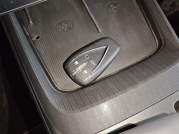 Фото 9 - Changan Eado Plus