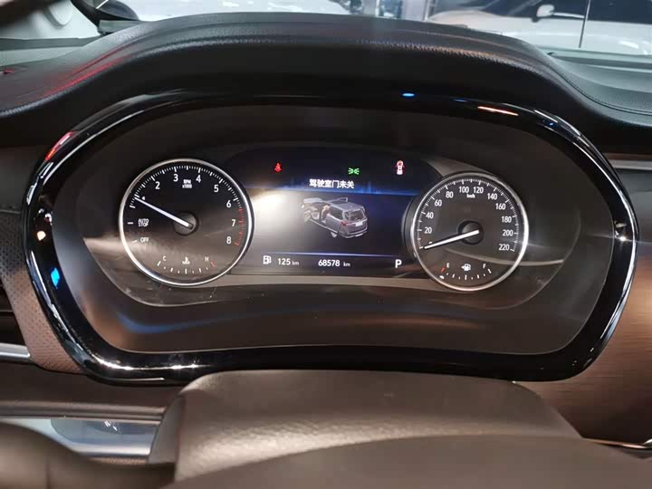 Фото 12 - Buick GL8 ES