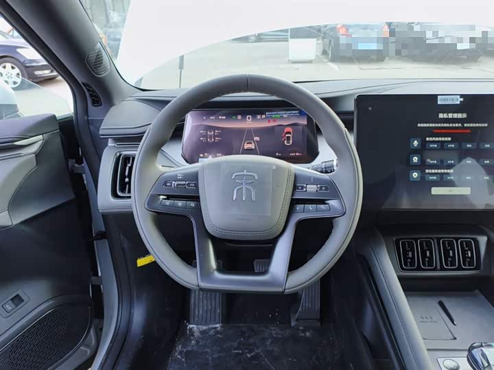 Фото 11 - BYD Song L