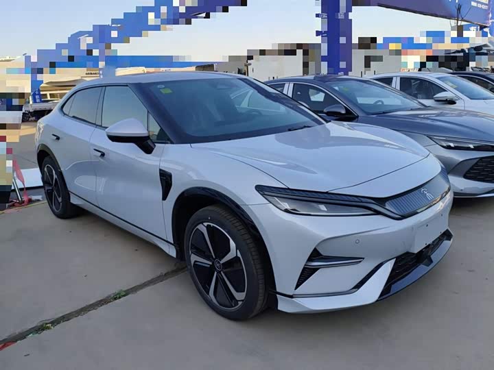 Фото 4 - BYD Song L