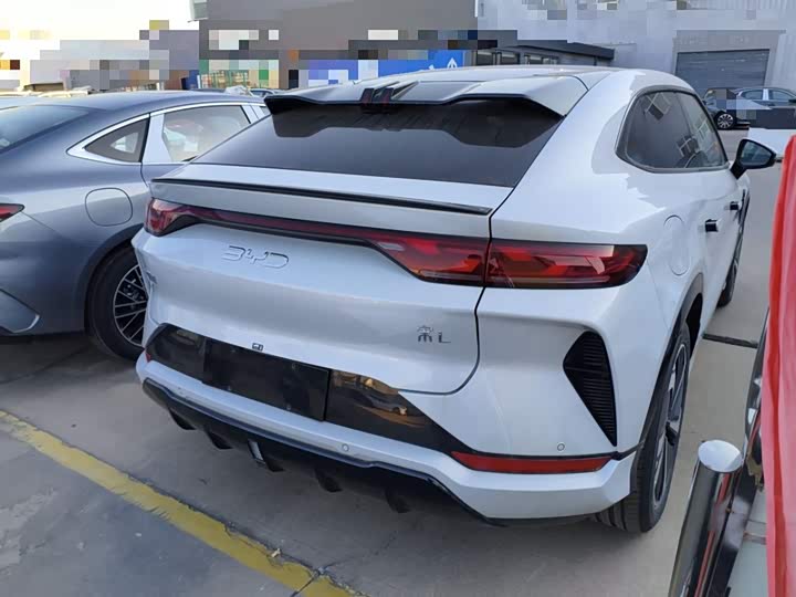 Фото 7 - BYD Song L