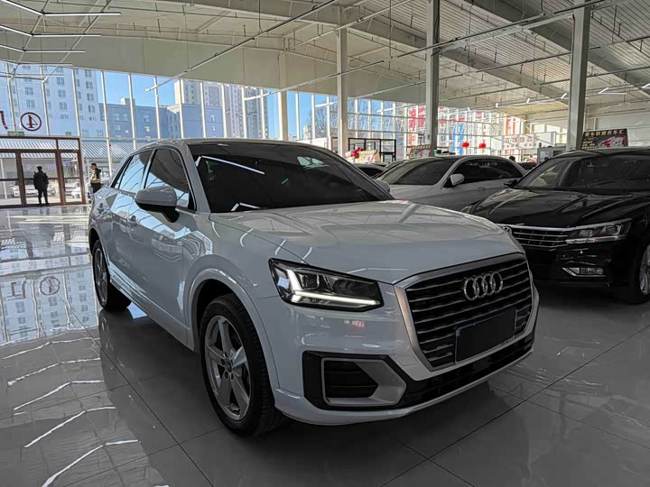 Фото 3 - Audi Q2L