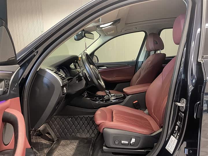 Фото 16 - BMW X3