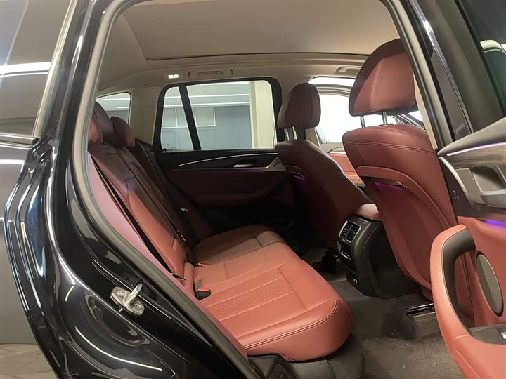 Фото 18 - BMW X3