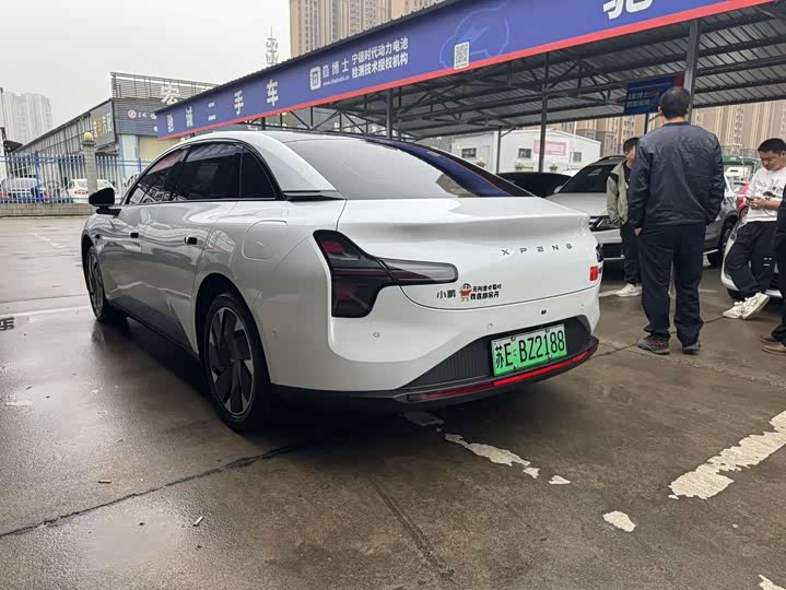 Фото 7 - XPeng Mona M03