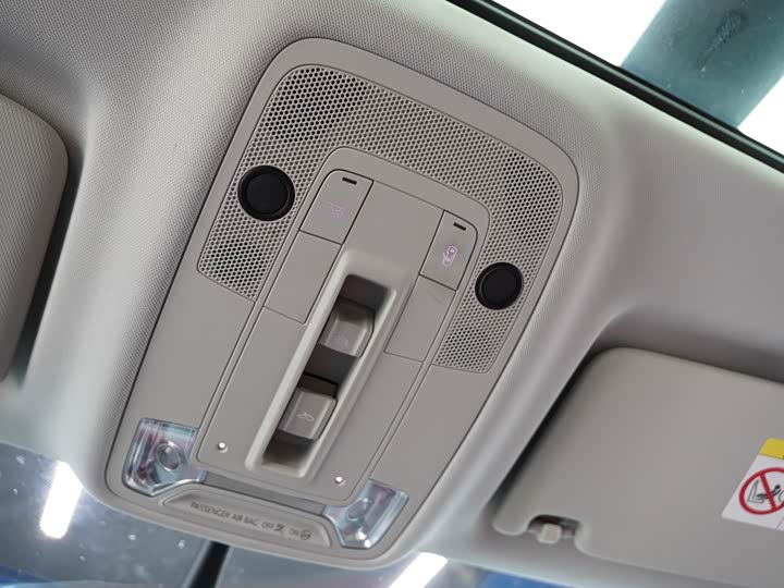 Фото 16 - Audi Q3