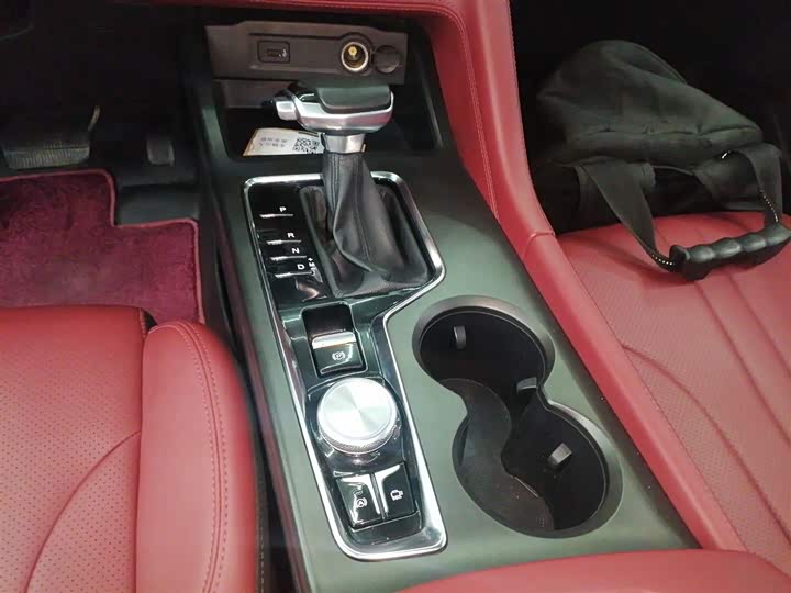 Фото 14 - Changan CS75 Plus