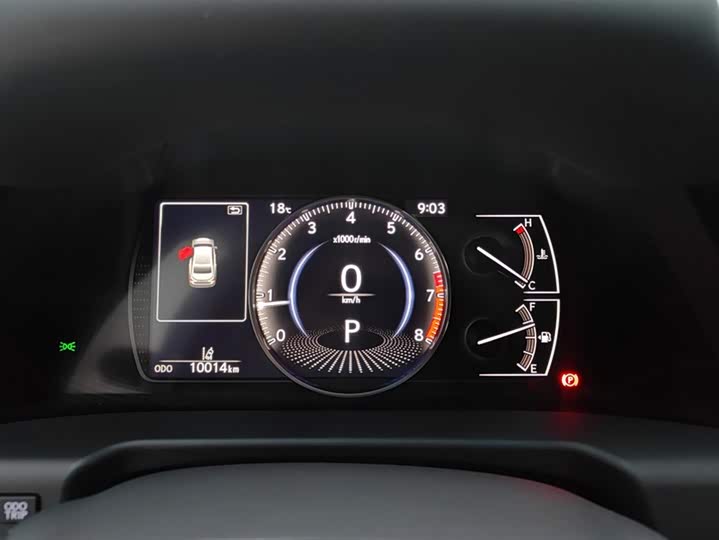 Фото 14 - Lexus ES