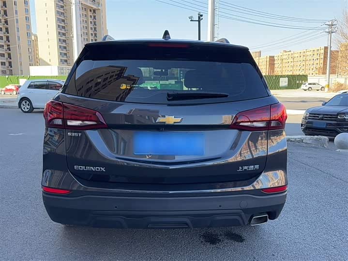 Фото 9 - Chevrolet Equinox