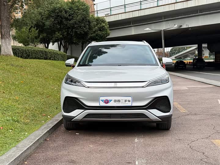 Фото 2 - BYD Yuan Plus