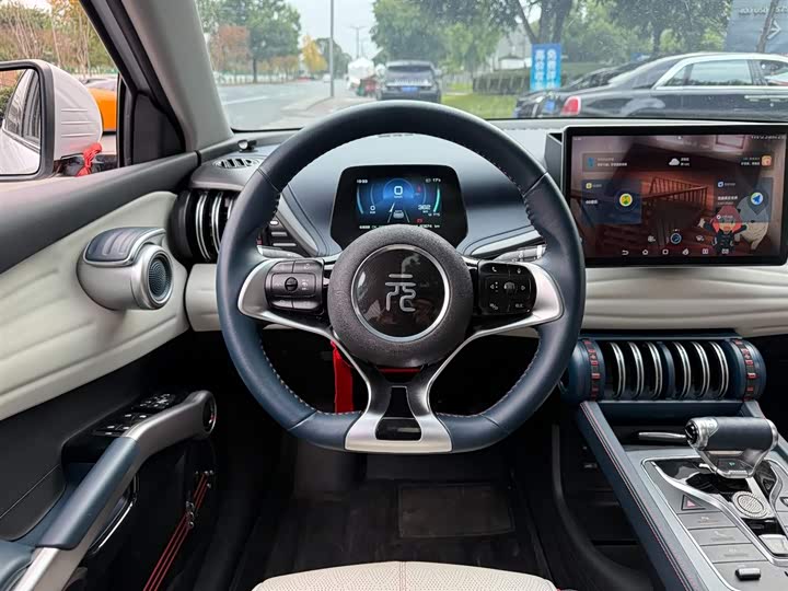 Фото 6 - BYD Yuan Plus