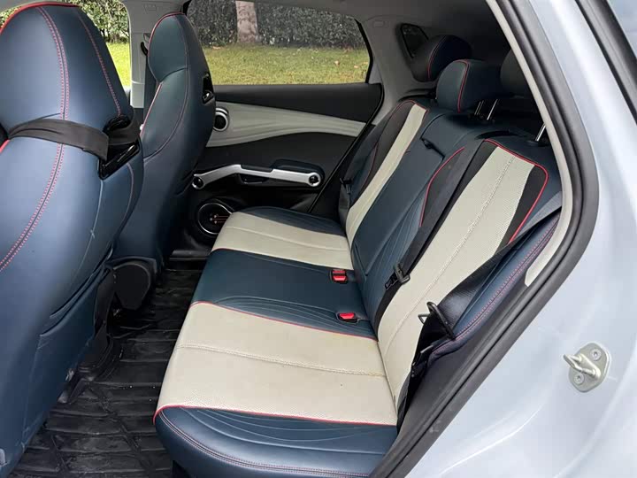 Фото 9 - BYD Yuan Plus