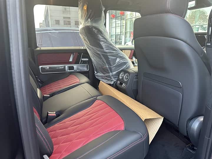 Фото 13 - Mercedes-Benz G-Class AMG